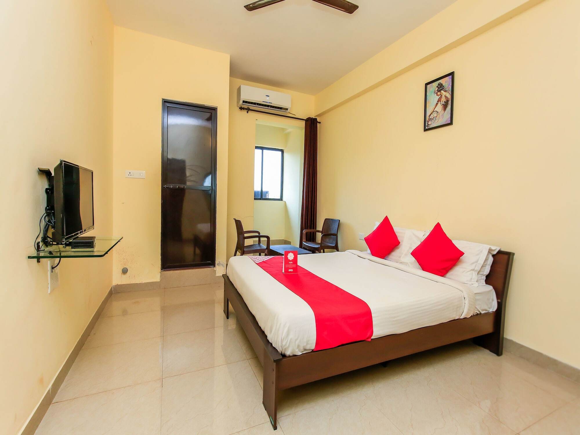 Oyo 14276 Hotel Spring Height Acaro 외부 사진